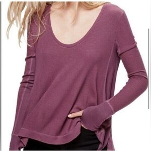 Free People Malibu Thermal Oversized Top Twilight Mauve Thumb Holes Size Medium